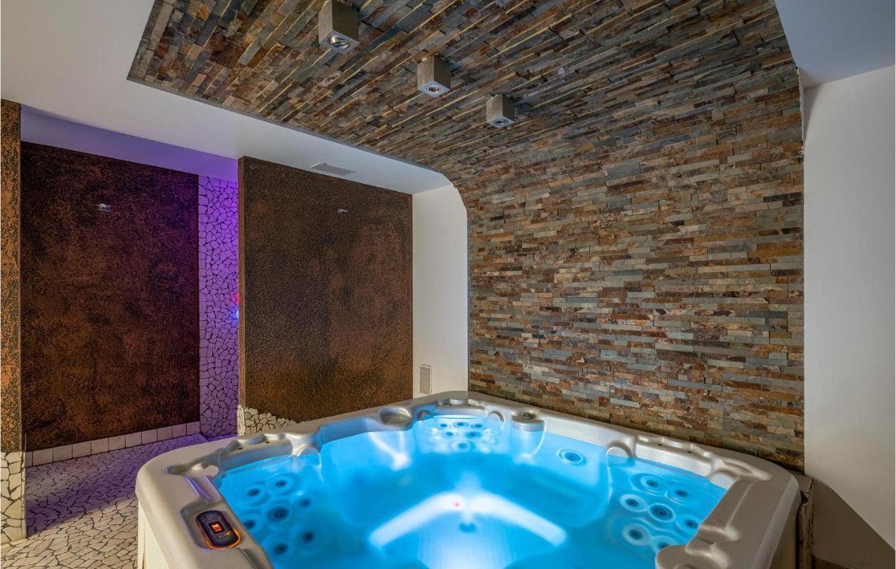 Gorgeous Home In Magliolo-Finale Ligure Екстериор снимка